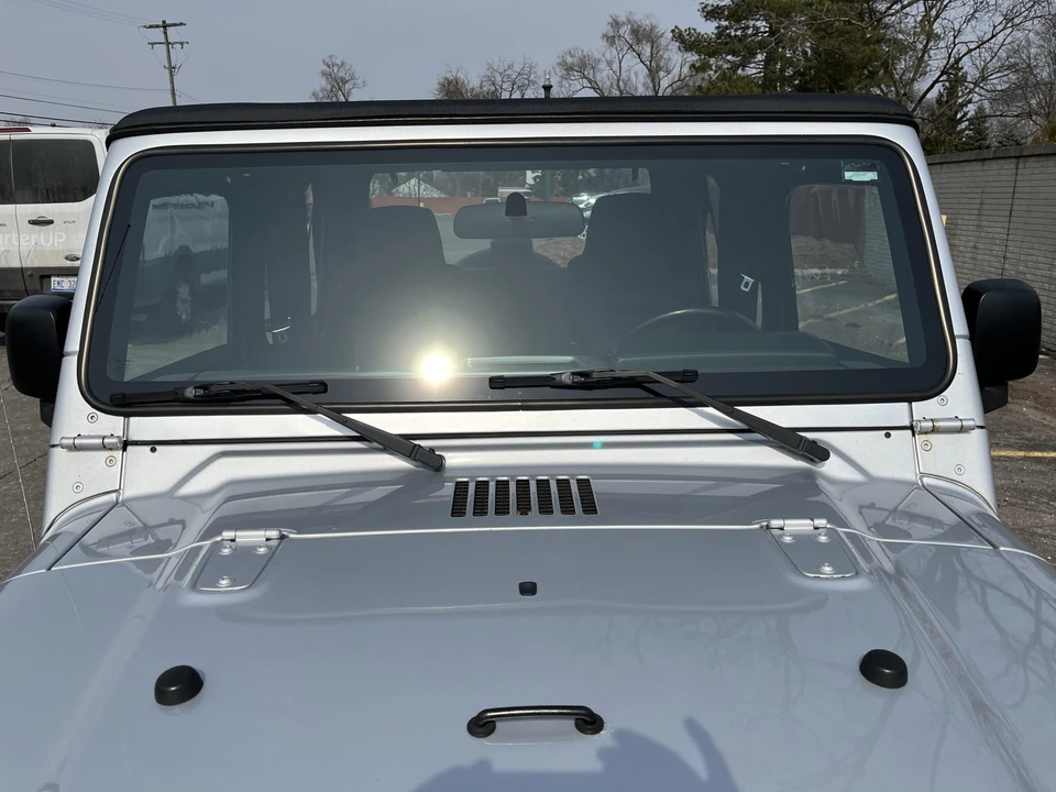 2005 Jeep TJ Wrangler - Image 18 of 31
