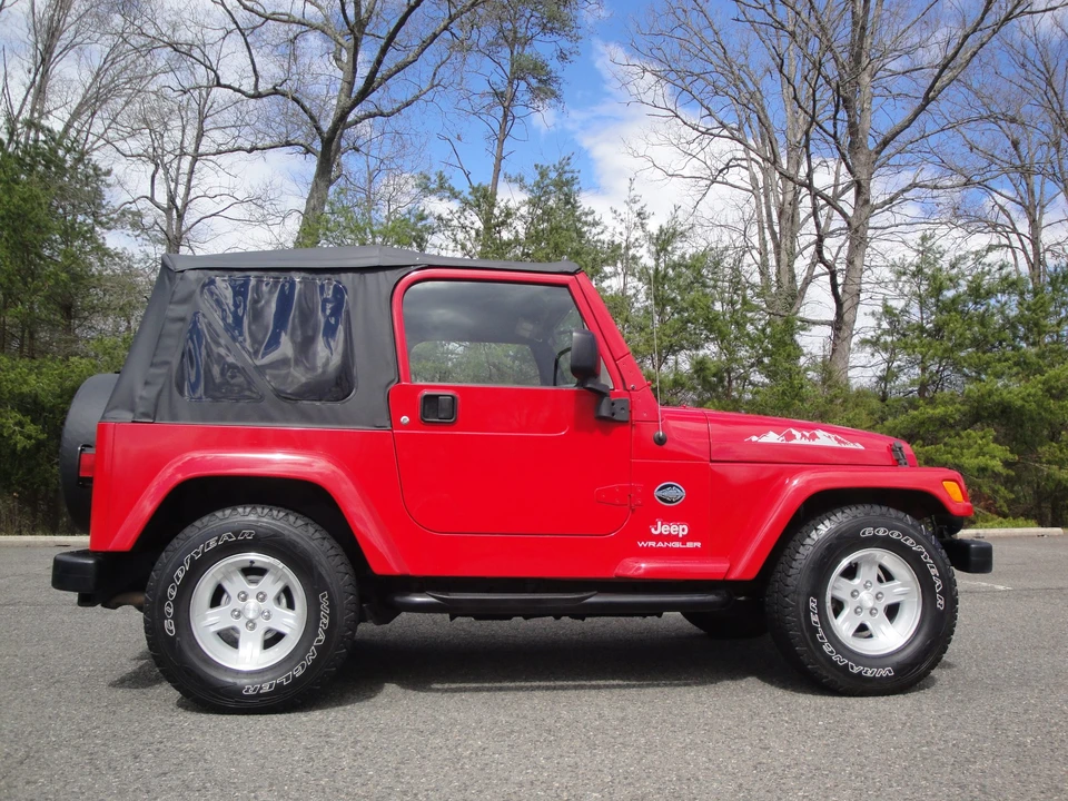 2005 Jeep TJ Wrangler - Image 15 of 31