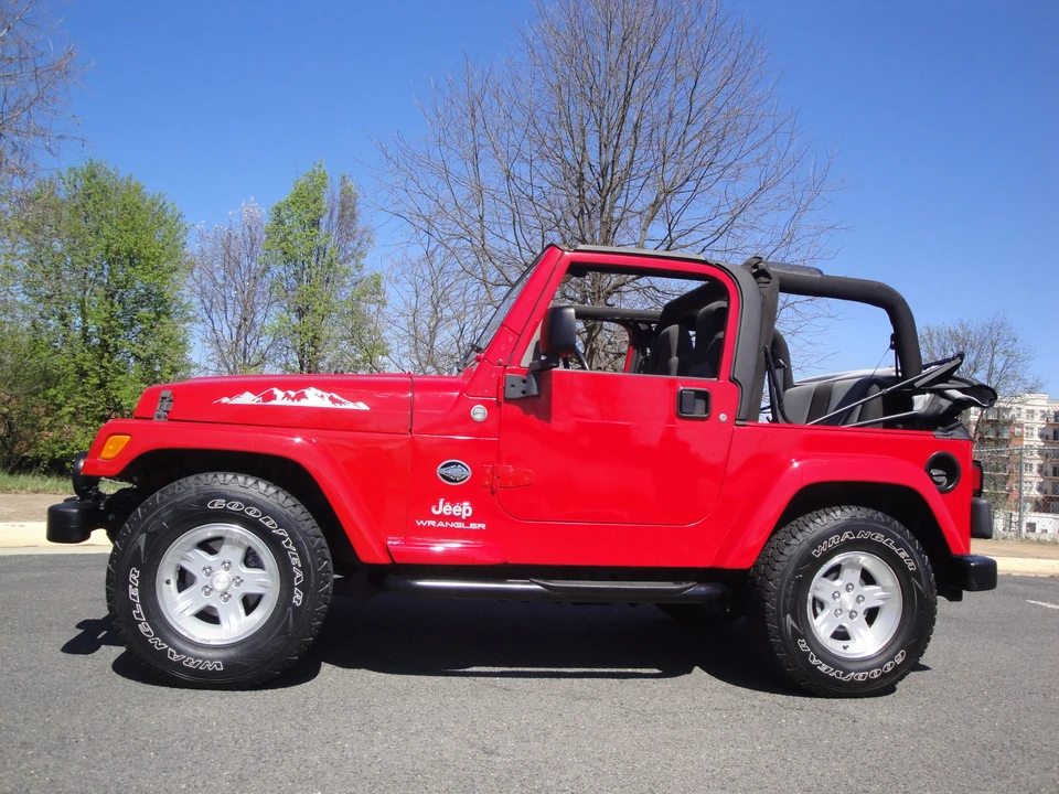 2005 Jeep TJ Wrangler - Image 25 of 31