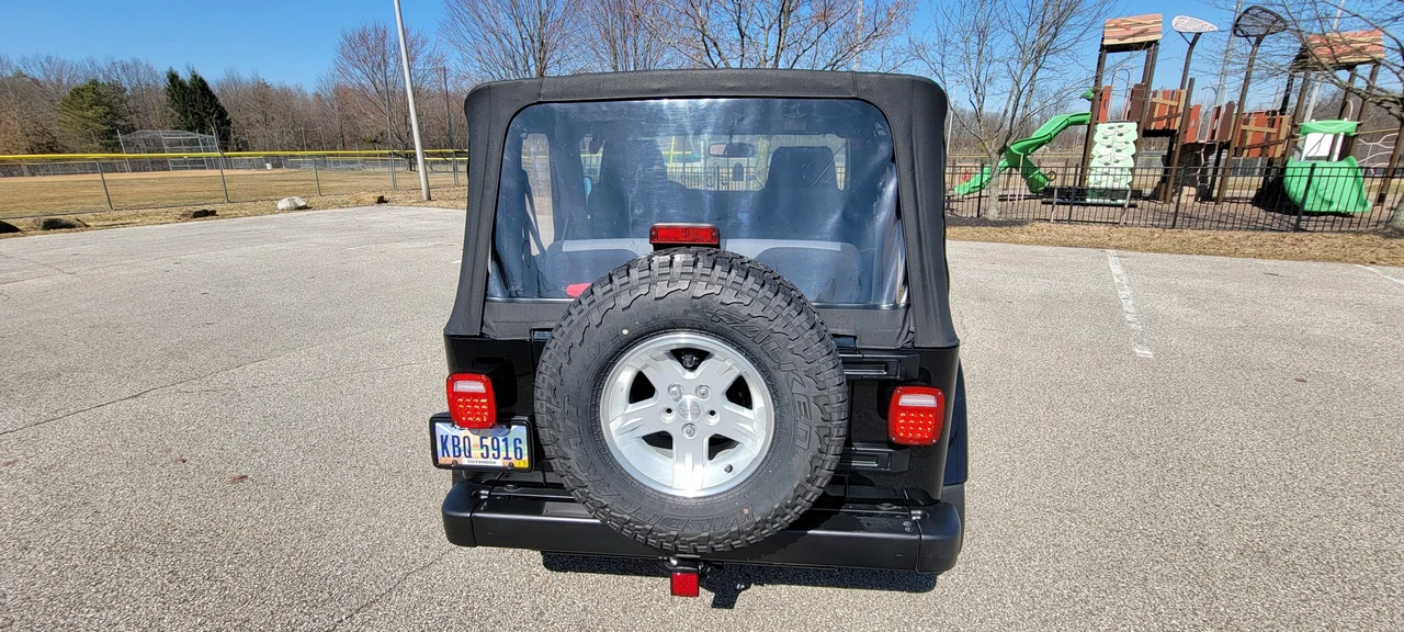2005 Jeep TJ Wrangler - Image 24 of 31