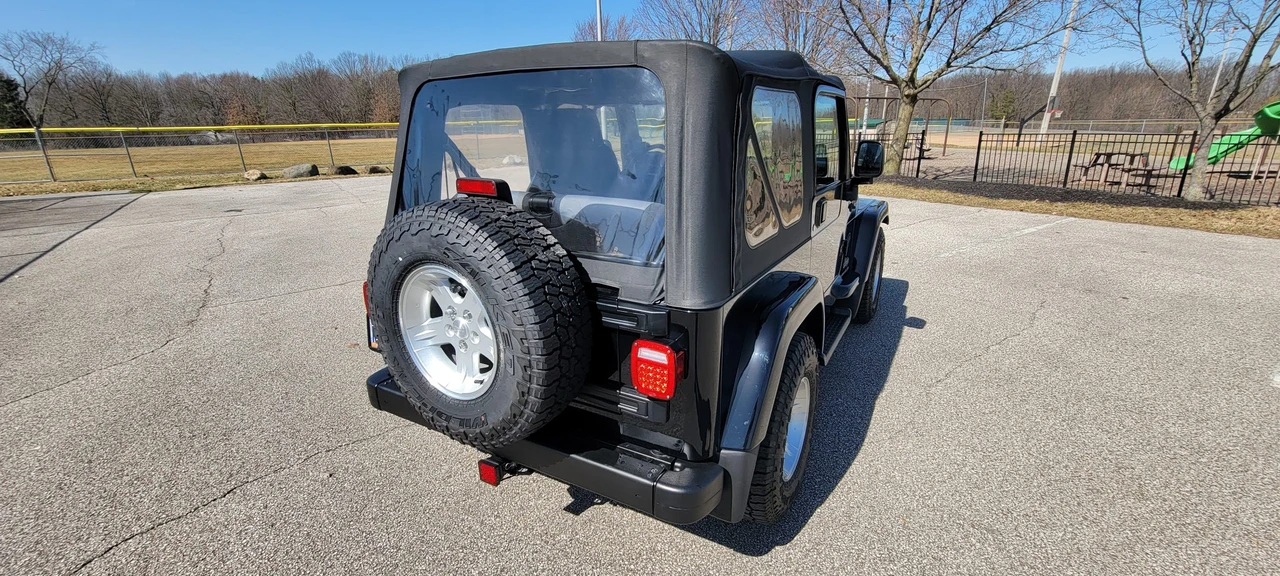 2005 Jeep TJ Wrangler - Image 23 of 31