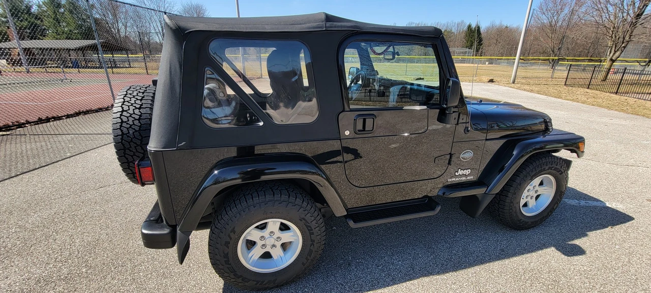 2005 Jeep TJ Wrangler - Image 21 of 31