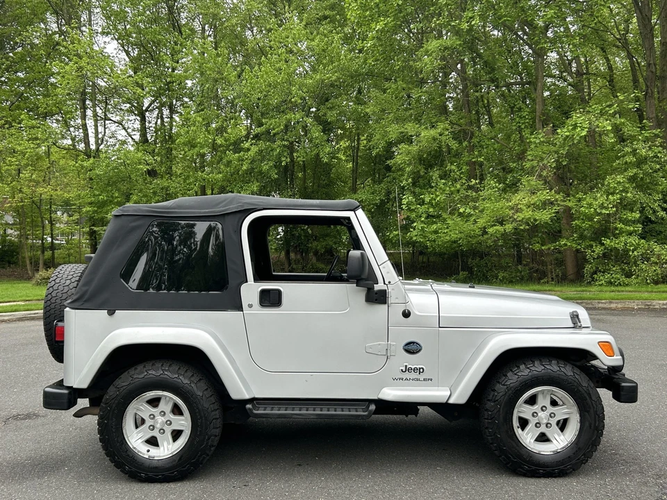 2005 Jeep TJ Wrangler - Image 20 of 31