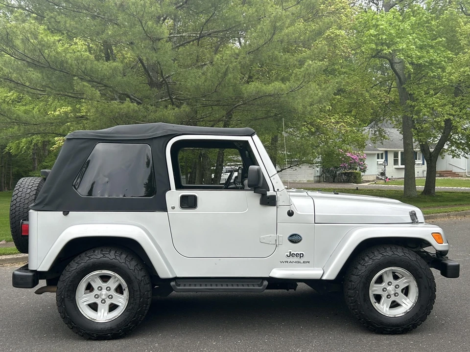 2005 Jeep TJ Wrangler - Image 17 of 31