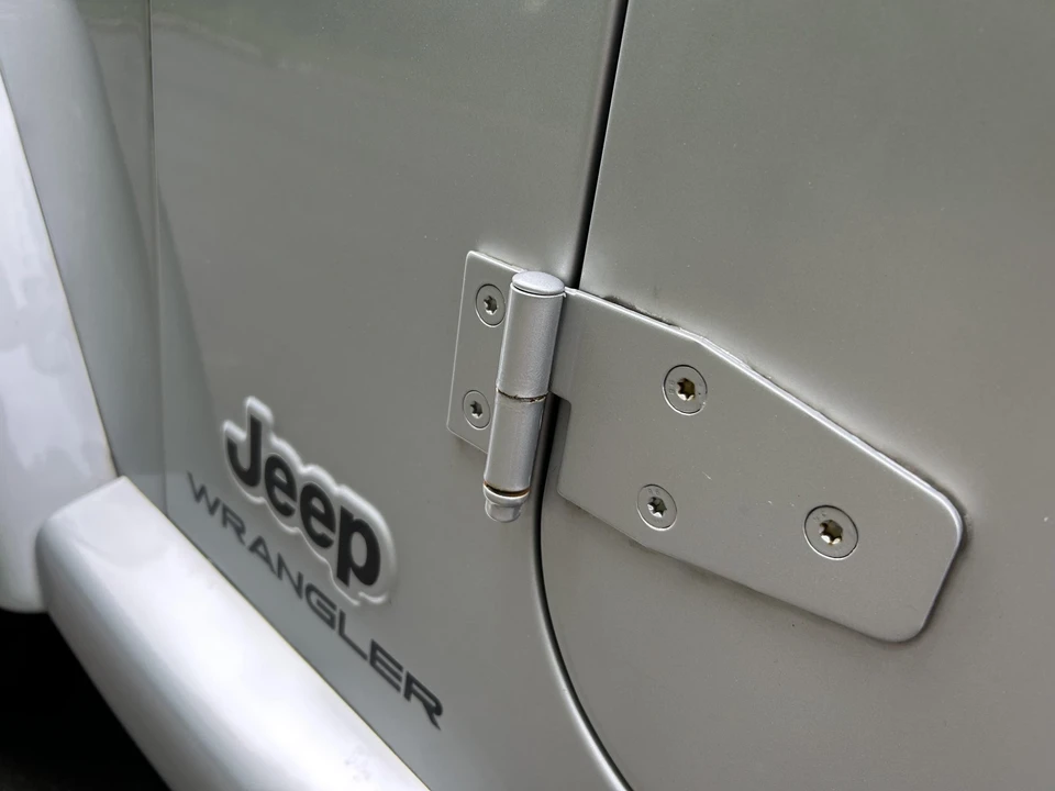 2005 Jeep TJ Wrangler - Image 29 of 31