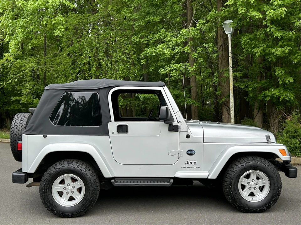 2005 Jeep TJ Wrangler - Image 21 of 31