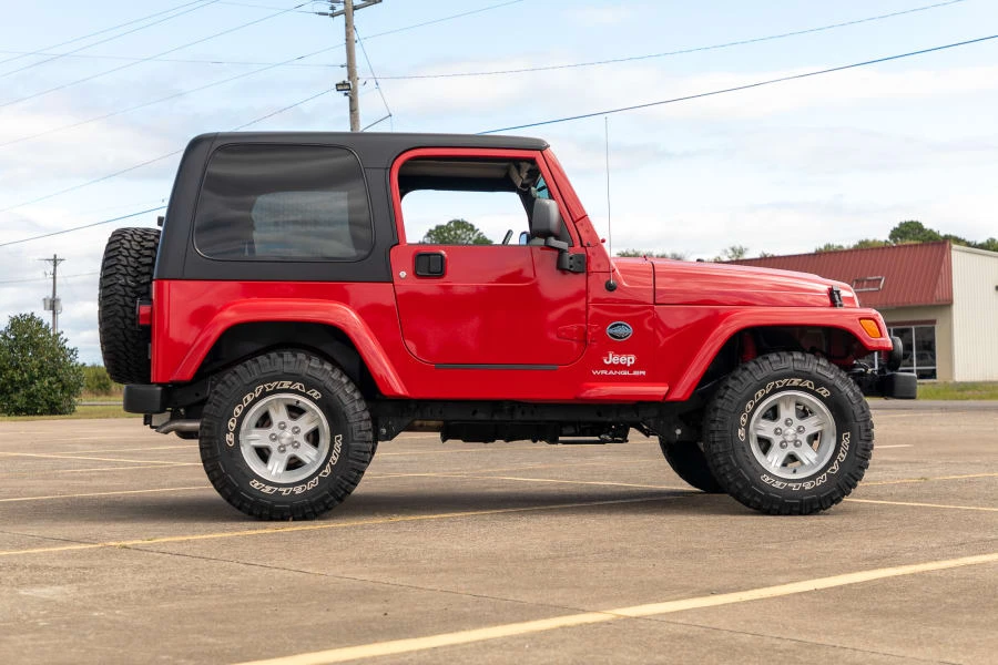 2005 Jeep TJ Wrangler - Image 2 of 26