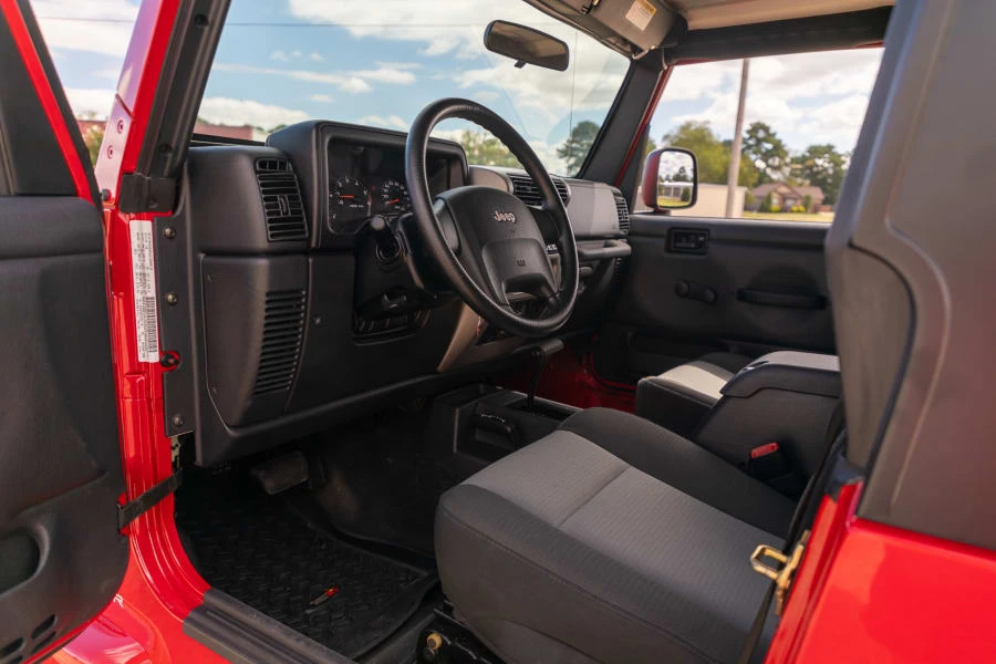 2005 Jeep TJ Wrangler - Image 23 of 26