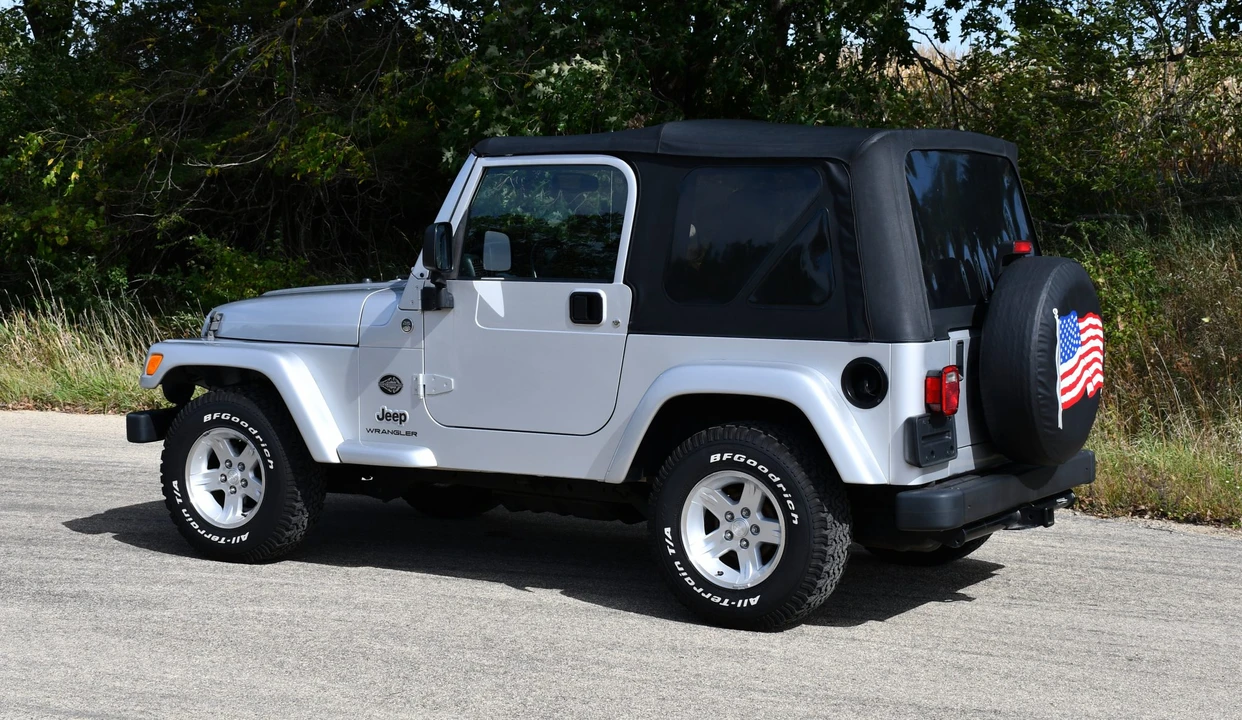 2005 Jeep TJ Wrangler - Image 17 of 31