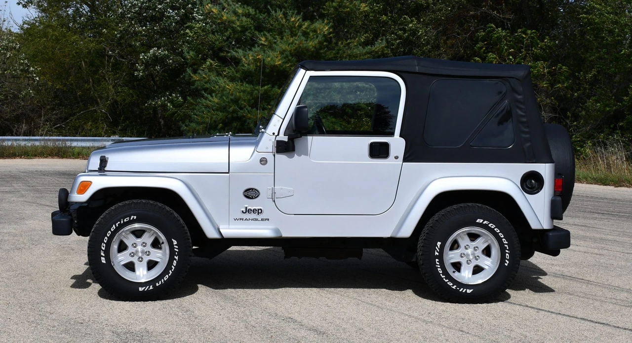 2005 Jeep TJ Wrangler - Image 13 of 31