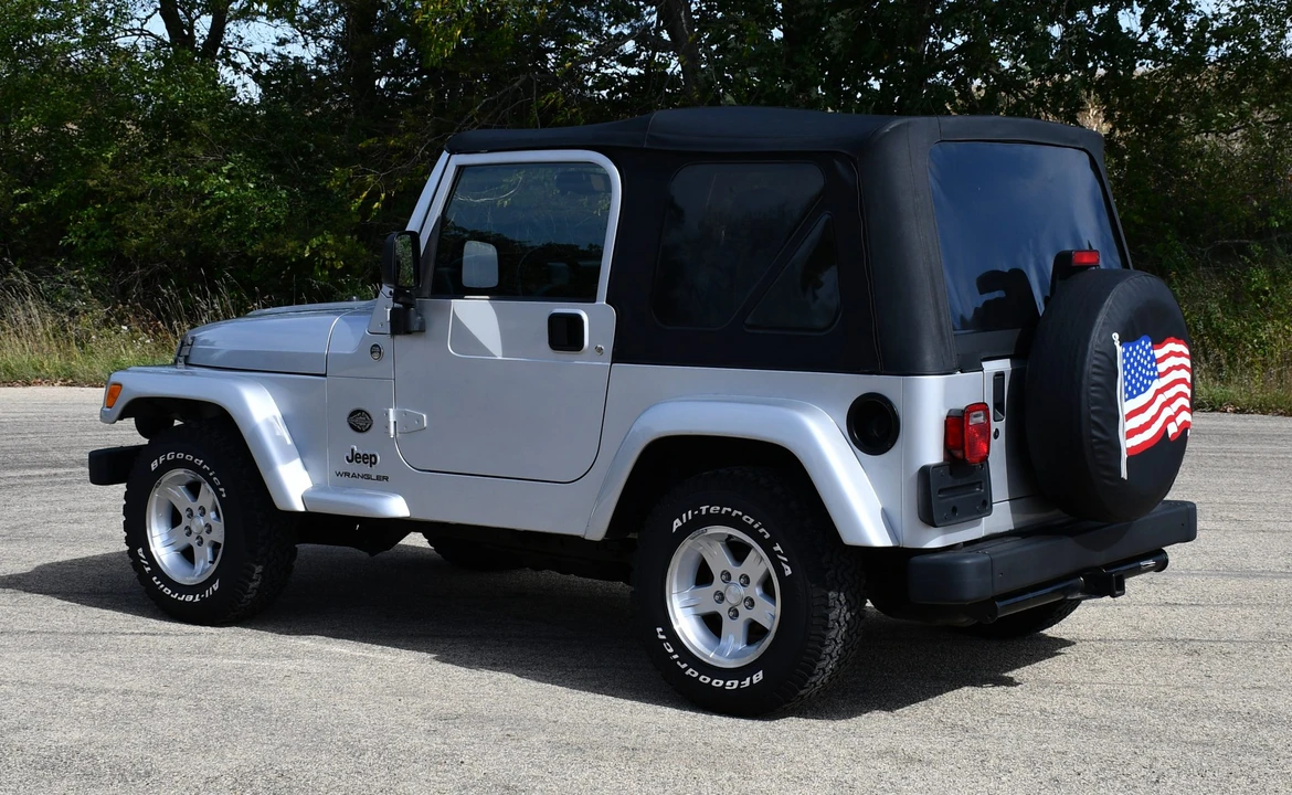 2005 Jeep TJ Wrangler - Image 18 of 31