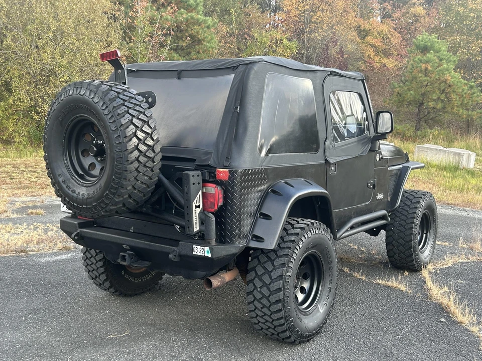 2005 Jeep TJ Wrangler - Image 17 of 31
