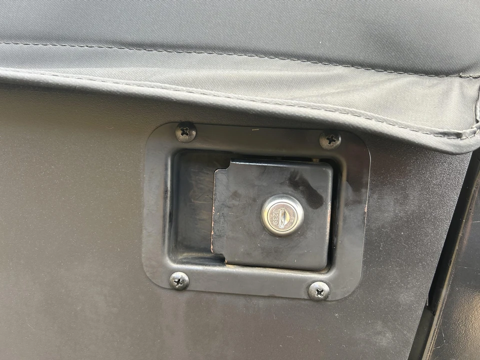2005 Jeep TJ Wrangler - Image 29 of 31