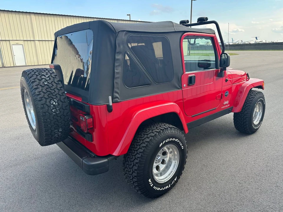 2005 Jeep TJ Wrangler - Image 7 of 15