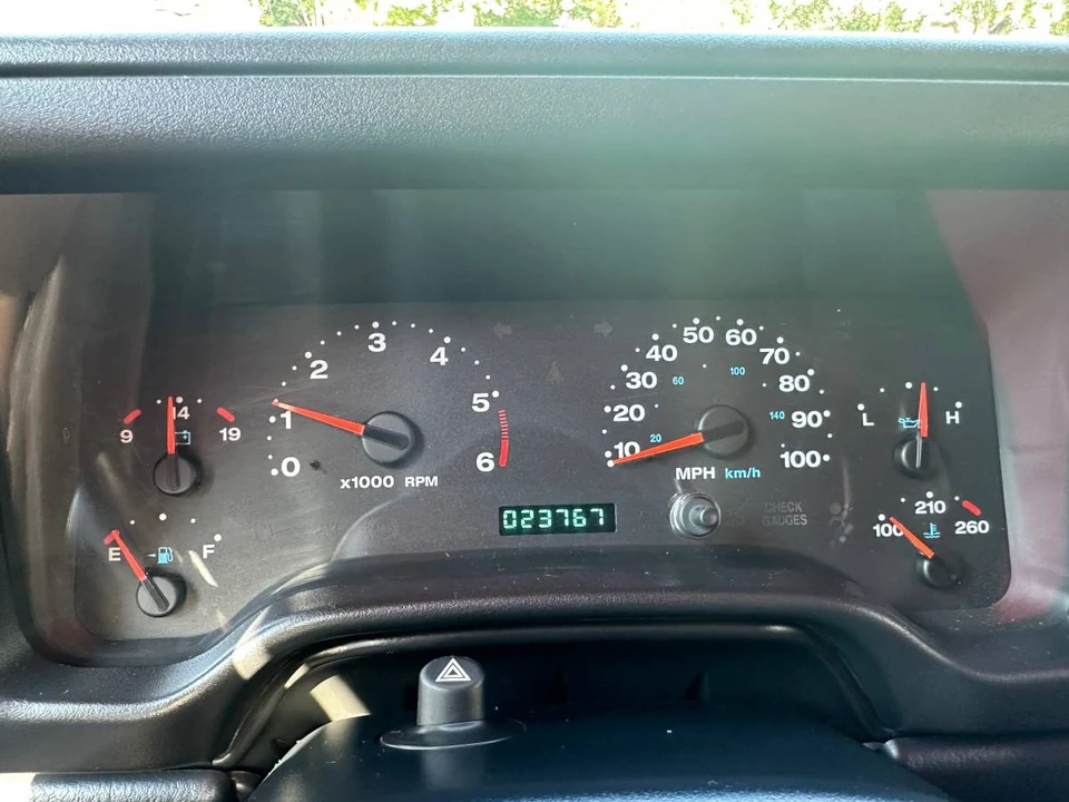 2005 Jeep TJ Wrangler - Image 13 of 15