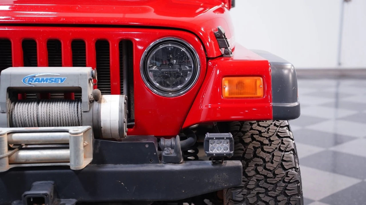 2005 Jeep TJ Wrangler - Image 19 of 21