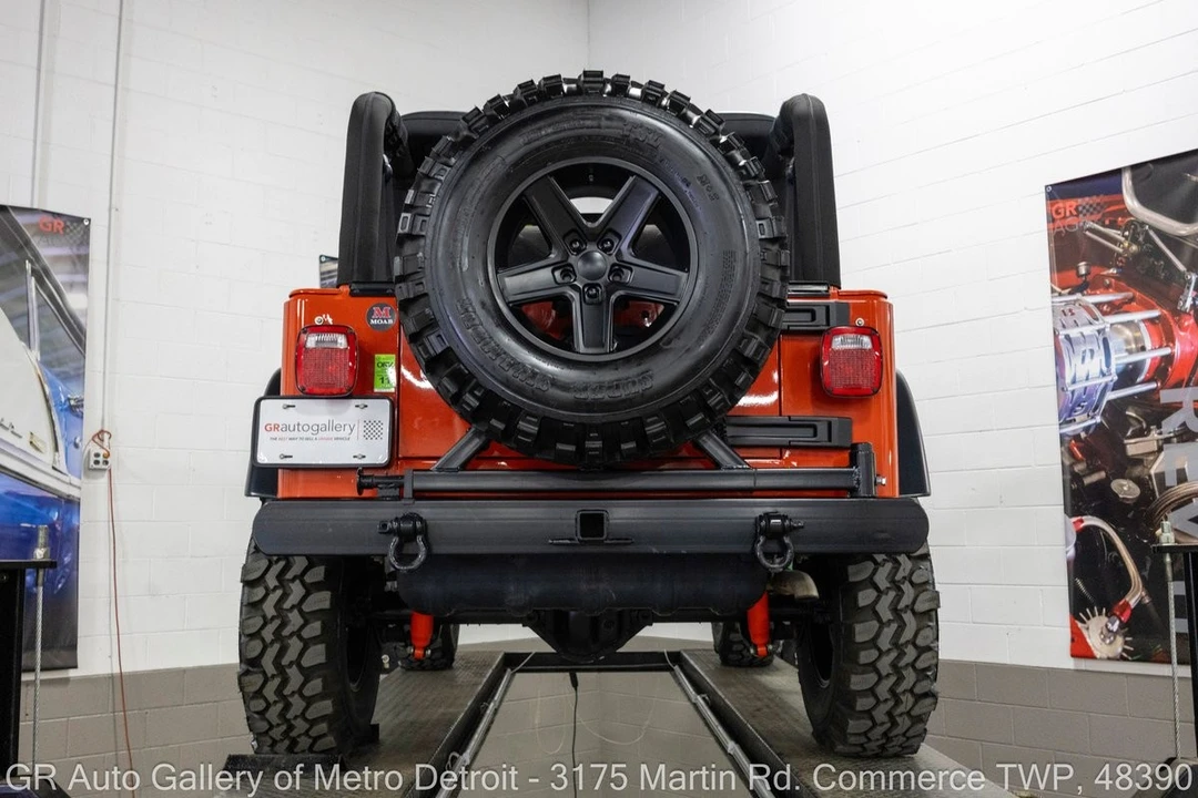 2005 Jeep TJ Wrangler - Image 21 of 31