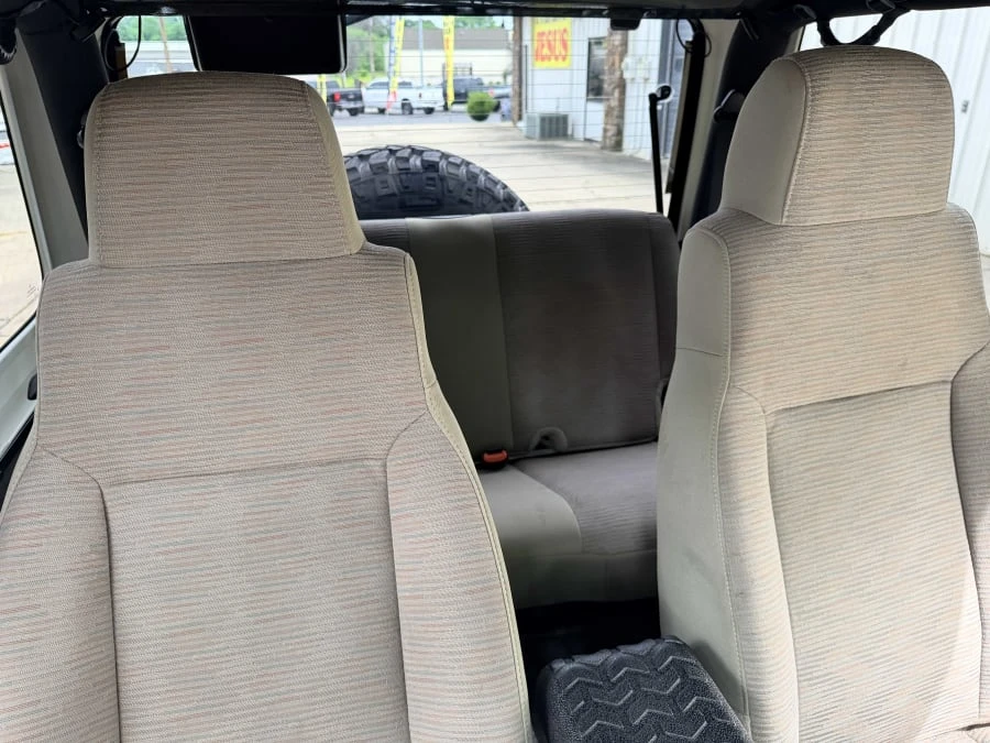 2005 Jeep TJ Wrangler - Image 19 of 21