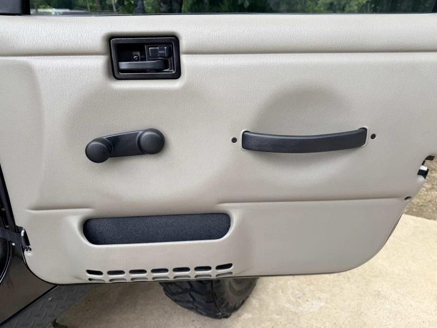 2005 Jeep TJ Wrangler - Image 20 of 21