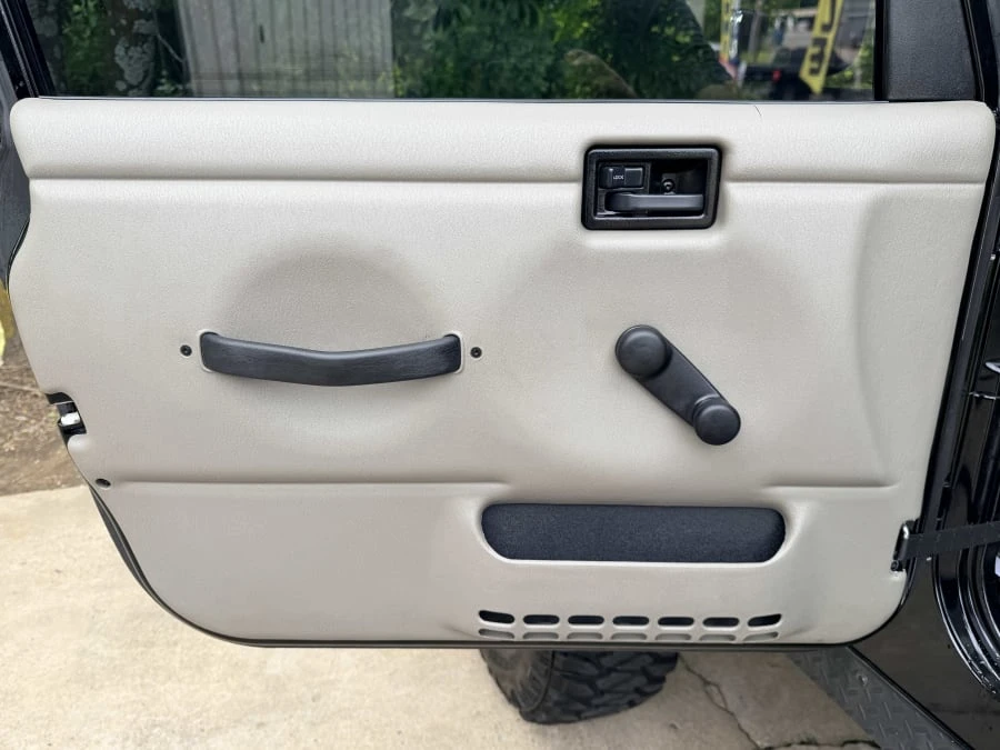 2005 Jeep TJ Wrangler - Image 11 of 21