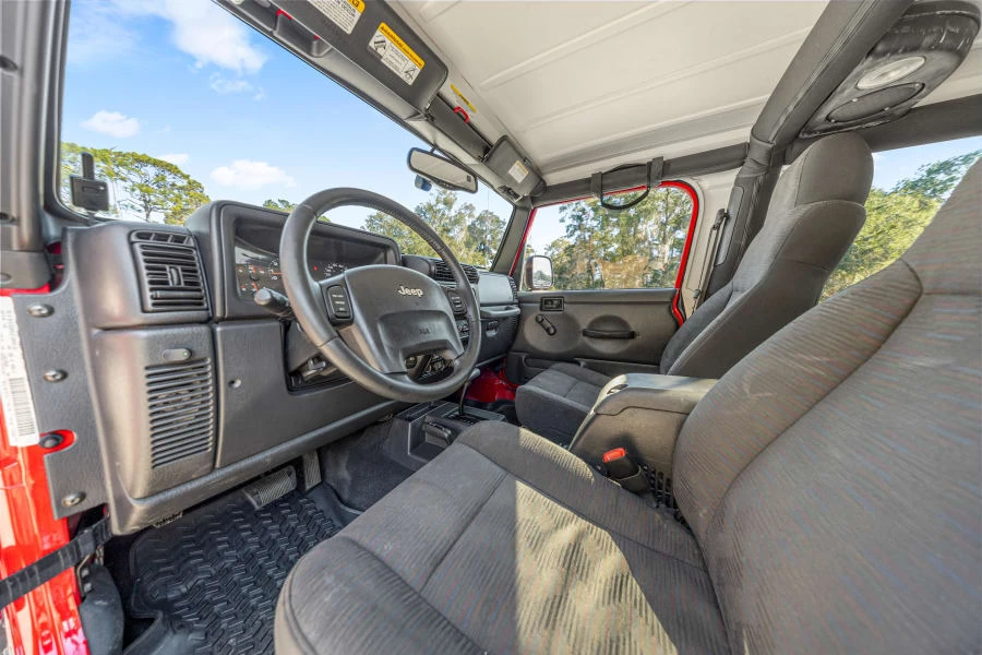 2005 Jeep TJ Wrangler - Image 10 of 18