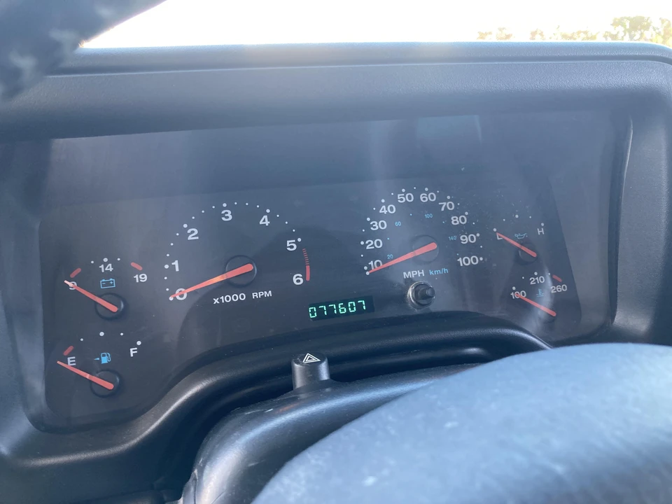 2005 Jeep TJ Wrangler - Image 27 of 31