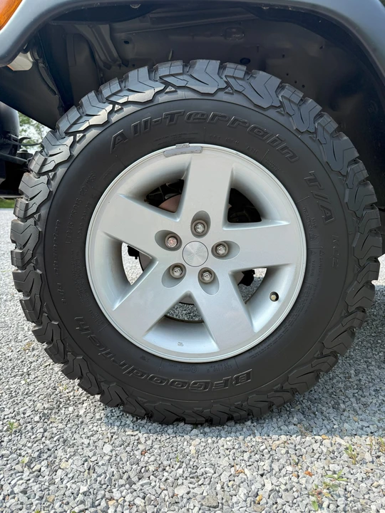 2005 Jeep TJ Wrangler - Image 27 of 31