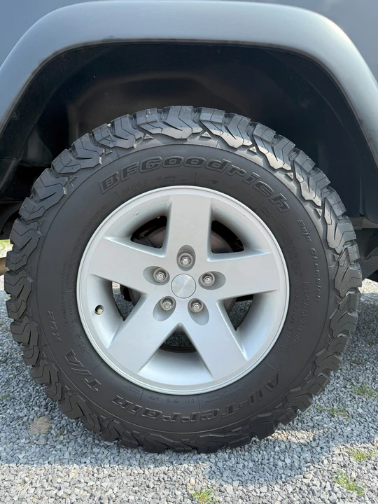 2005 Jeep TJ Wrangler - Image 30 of 31