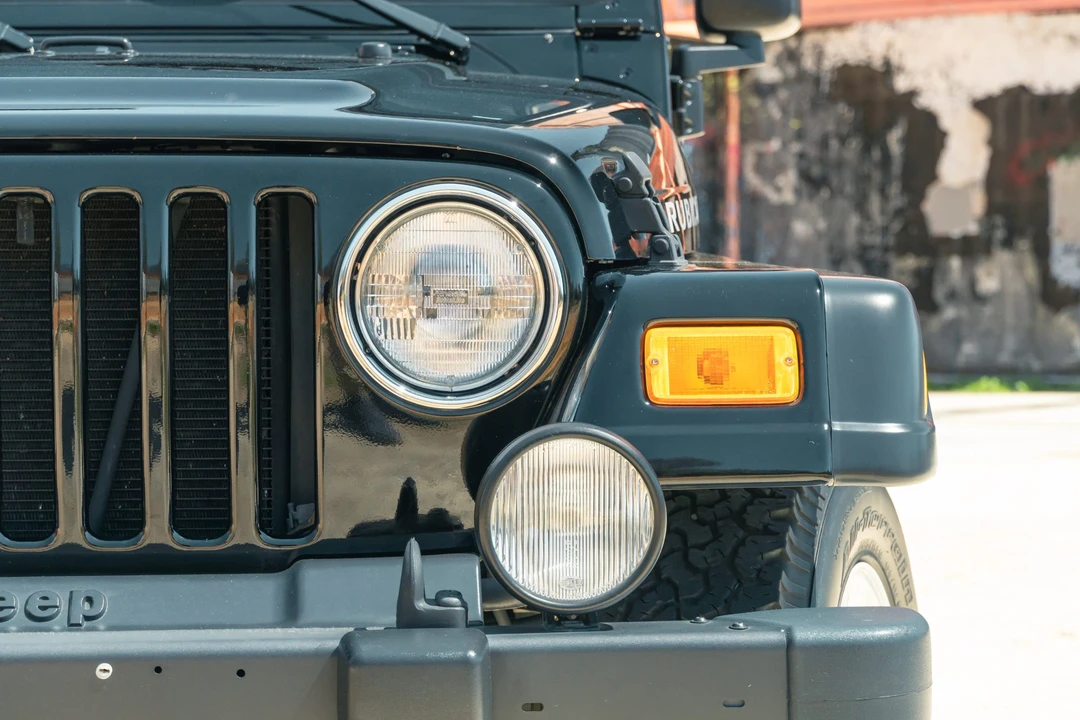 2005 Jeep TJ Wrangler - Image 28 of 31