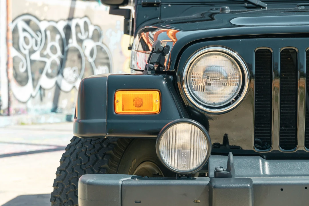 2005 Jeep TJ Wrangler - Image 25 of 31