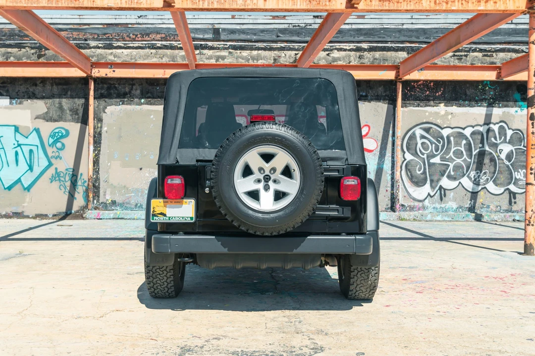 2005 Jeep TJ Wrangler - Image 13 of 31