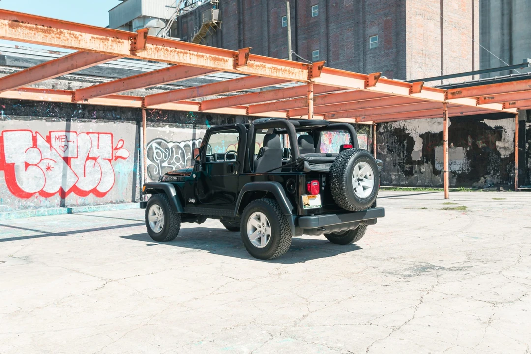 2005 Jeep TJ Wrangler - Image 10 of 31
