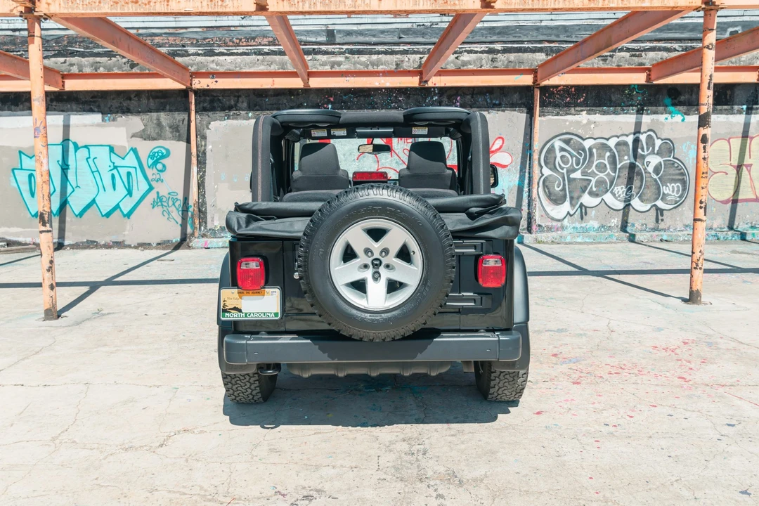 2005 Jeep TJ Wrangler - Image 14 of 31