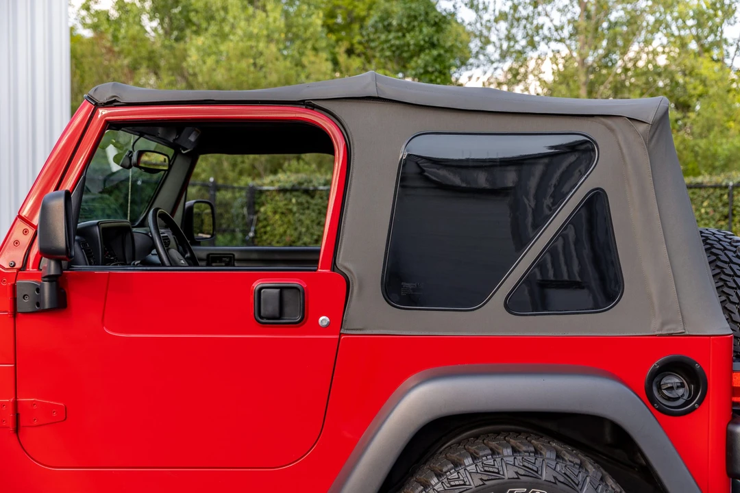 2005 Jeep TJ Wrangler - Image 27 of 31