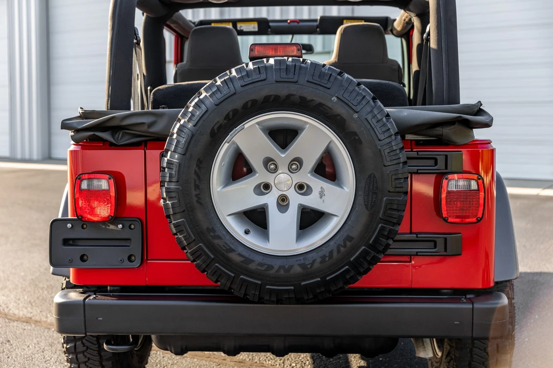 2005 Jeep TJ Wrangler - Image 21 of 31