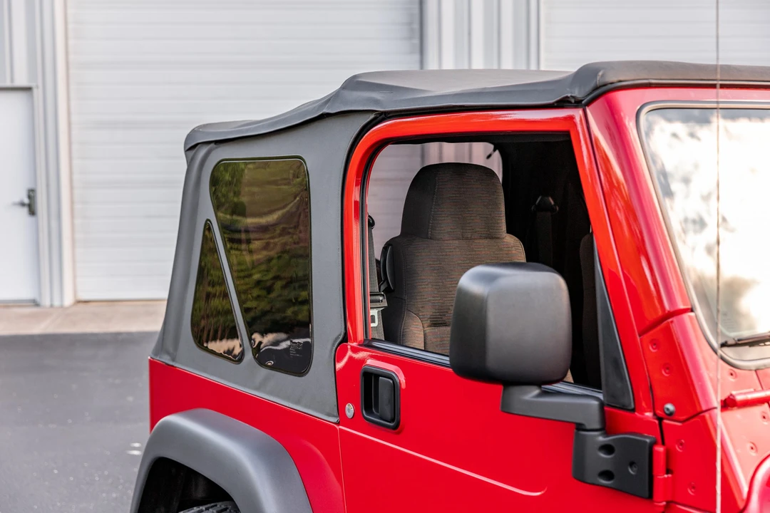 2005 Jeep TJ Wrangler - Image 25 of 31