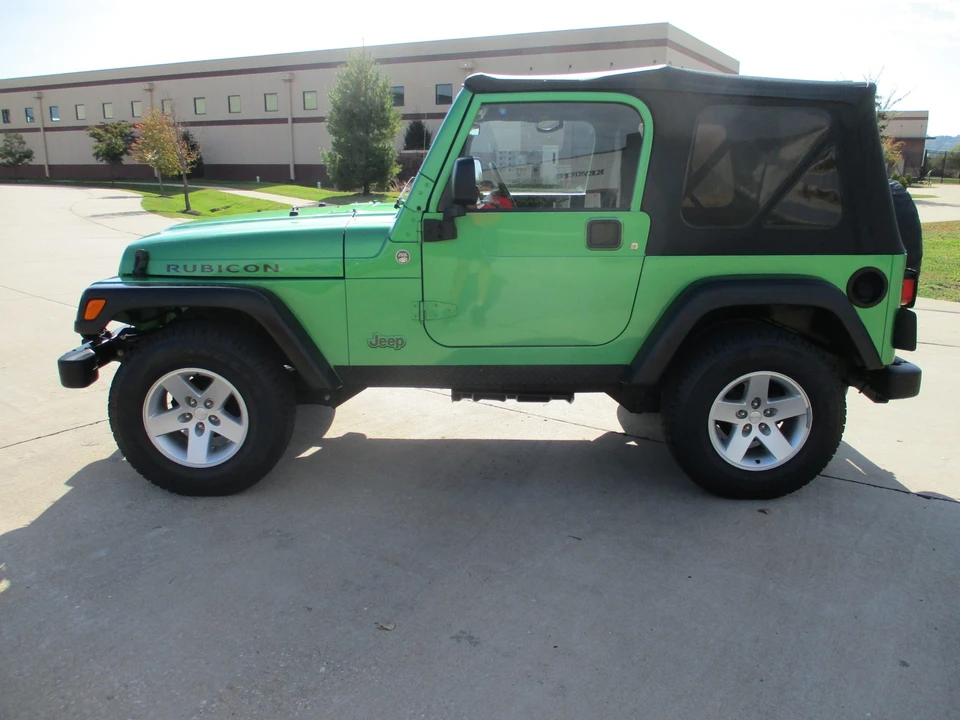 2005 Jeep TJ Wrangler - Image 15 of 31
