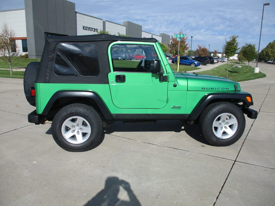 2005 Jeep TJ Wrangler - Image 19 of 31