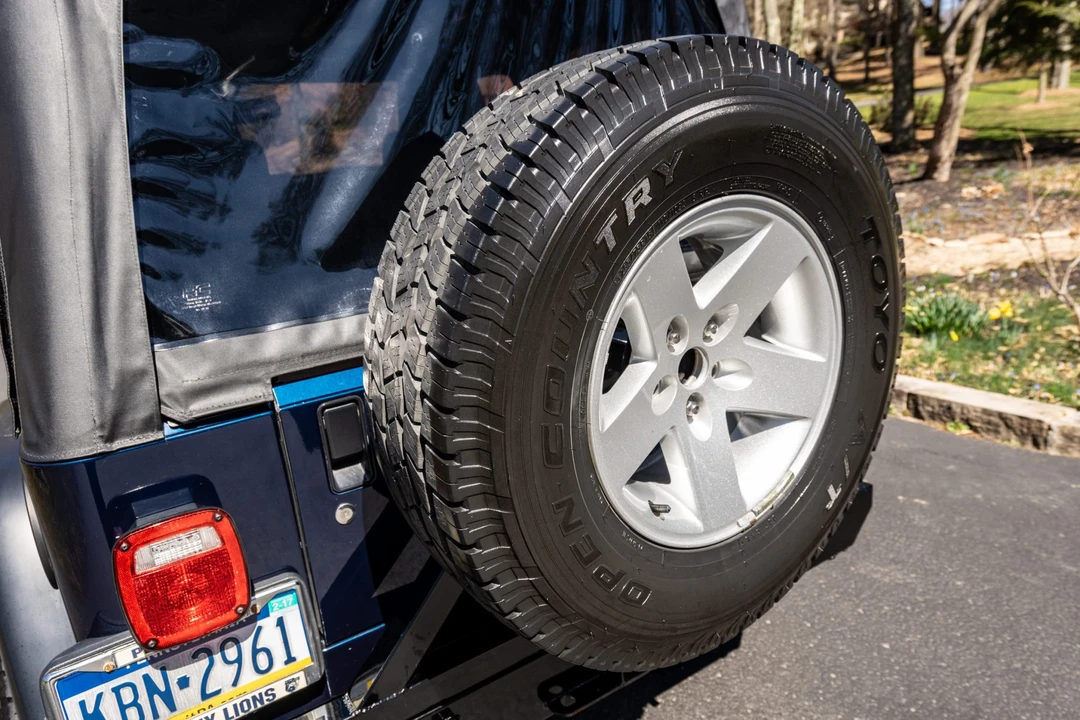 2005 Jeep TJ Wrangler - Image 19 of 31