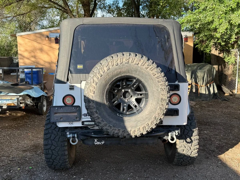2005 Jeep TJ Wrangler - Image 2 of 5