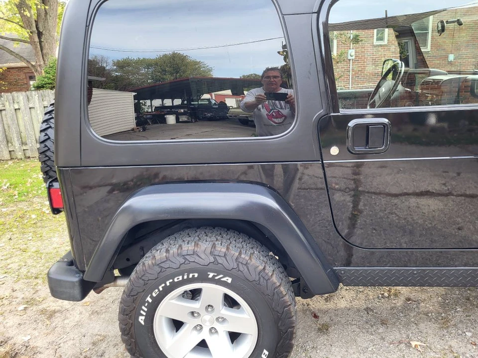 2005 Jeep TJ Wrangler - Image 2 of 12