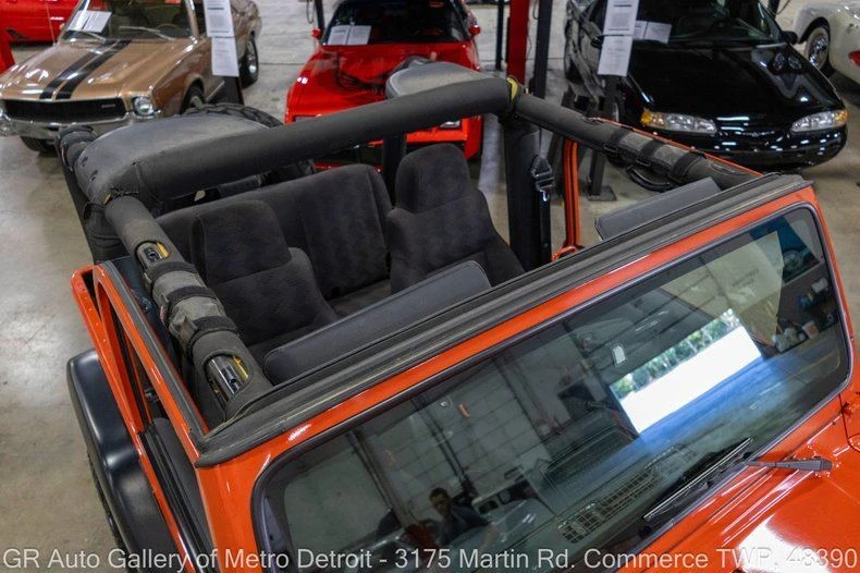 2005 Jeep TJ Wrangler - Image 15 of 20