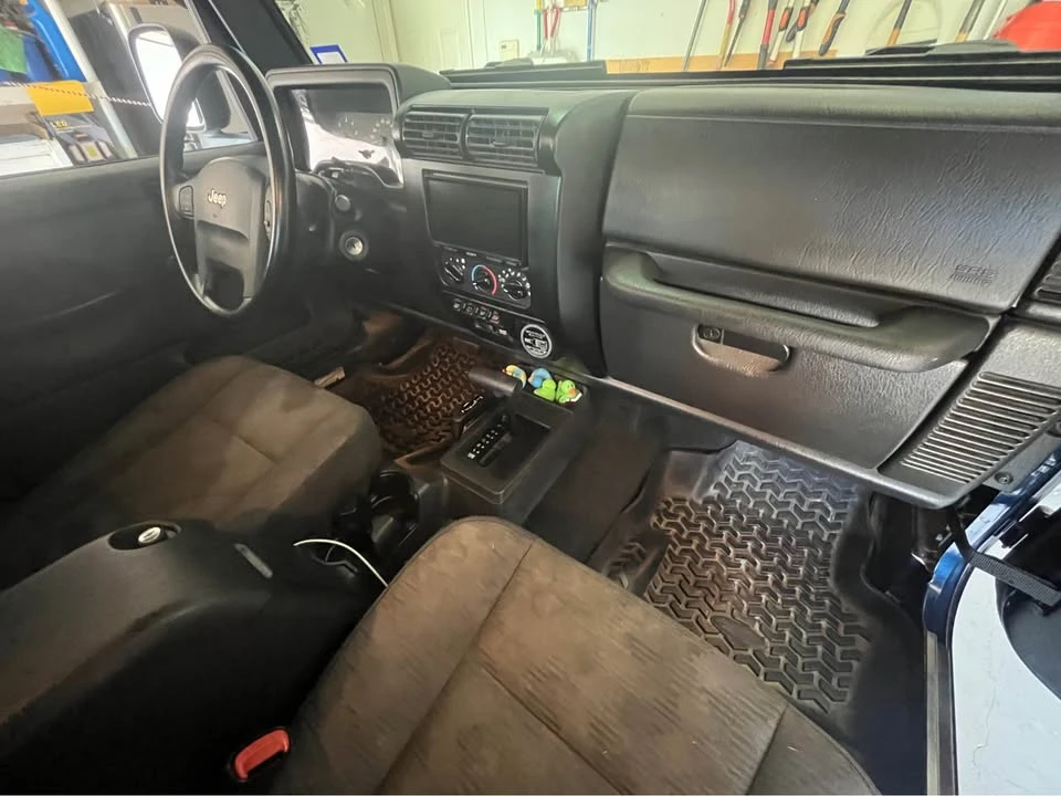 2005 Jeep TJ Wrangler - Image 13 of 18