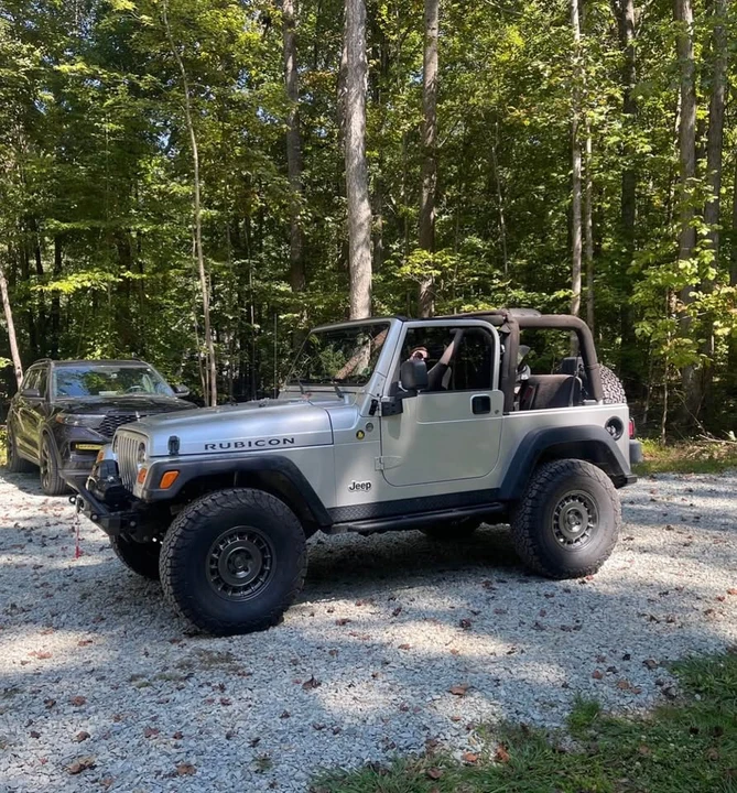 2005 Jeep TJ Wrangler - Image 2 of 11