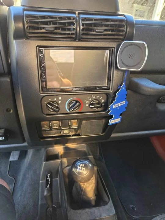 2005 Jeep TJ Wrangler - Image 6 of 10