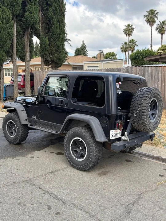 2005 Jeep TJ Wrangler - Image 4 of 5