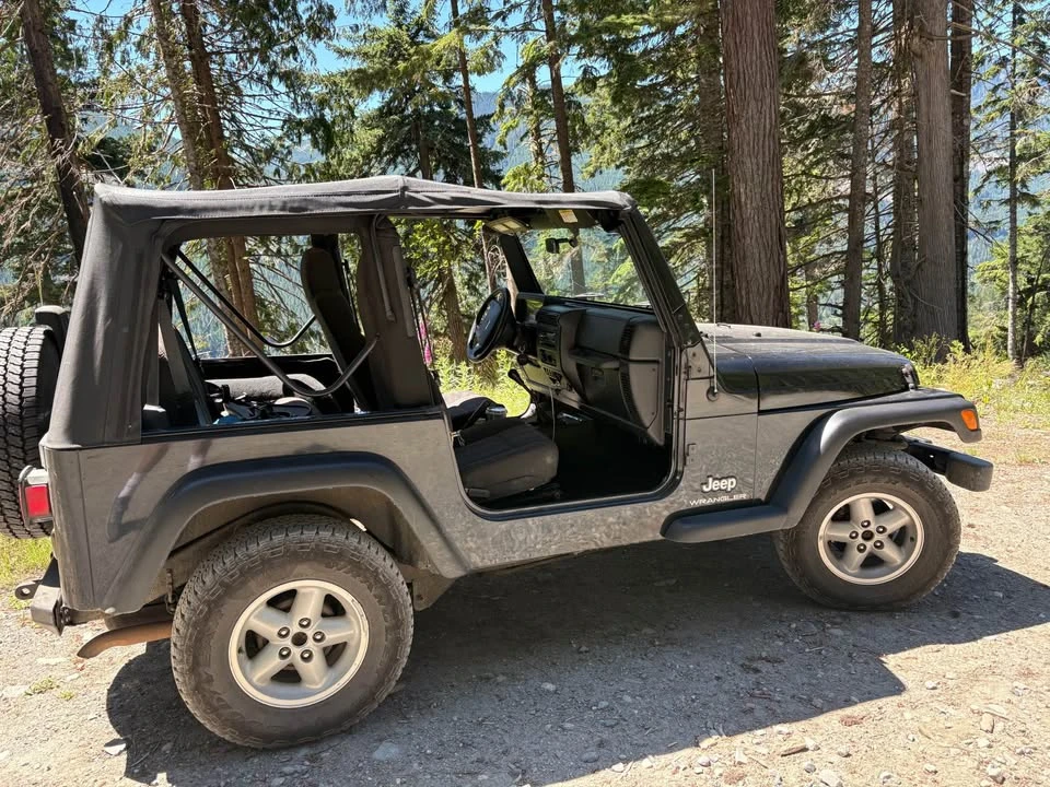 2005 Jeep TJ Wrangler - Image 4 of 5