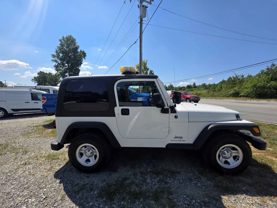 2005 Jeep TJ Wrangler - Image 2 of 16