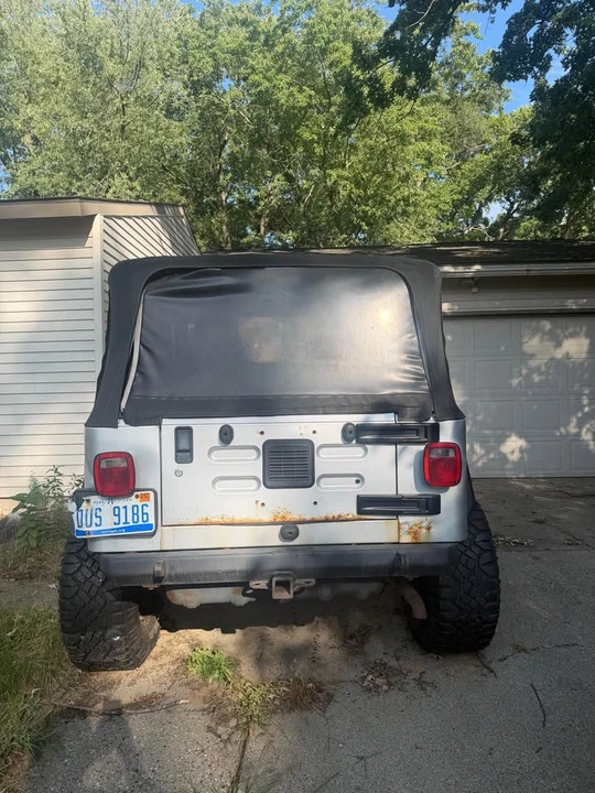 2005 Jeep TJ Wrangler - Image 4 of 9