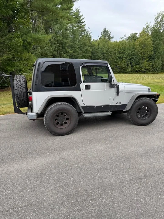 2005 Jeep TJ Wrangler - Image 3 of 8